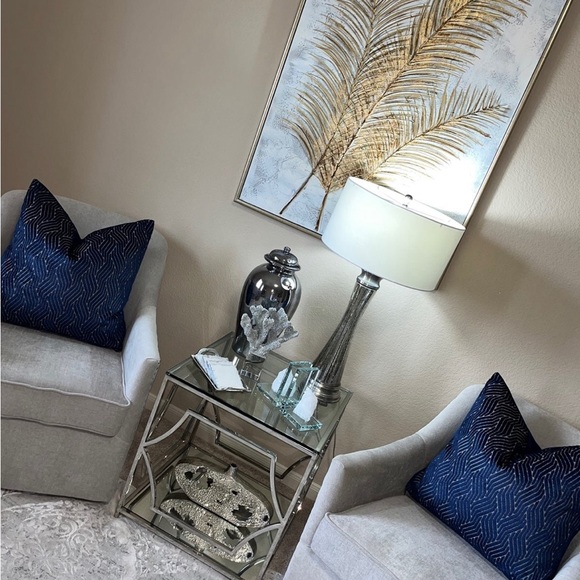 1-NWT CALDEIRA GEO DESIGN
DECORATIVE PILLOWS (Read description for details) - Picture 6 of 13